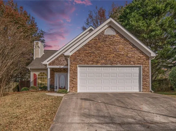 105 Lake Xing, Carrollton, GA 30116