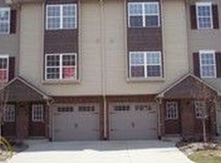 1610 Pinecroft Ln, Howell, MI 48855