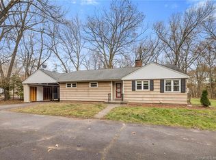 141 Vernon St W, Manchester, CT 06042