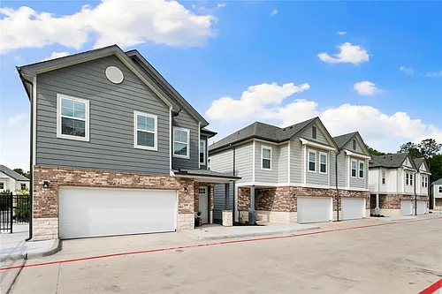 28325-611 Birnham Woods Dr Photo 1