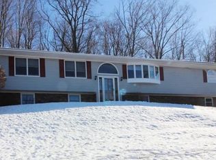 51 Lakeview Rd, Carmel, NY 10512