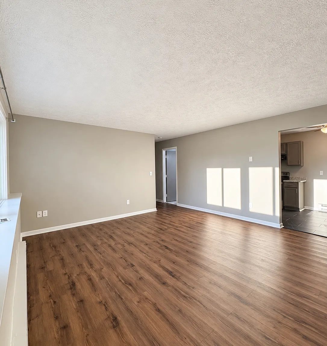 2 bed, 725 sqft, $1,450 — Photo 1