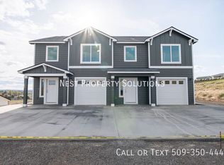 650 Hargraves Ave NE #A, Royal City, WA 99357