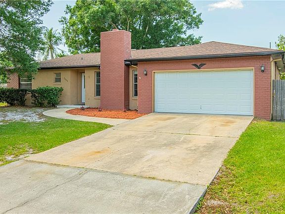 2nd image of 3020 Dillman Dr