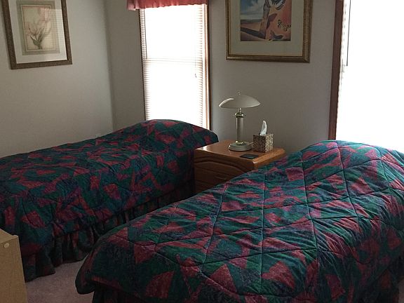 4th image of 105 Leanne Dr