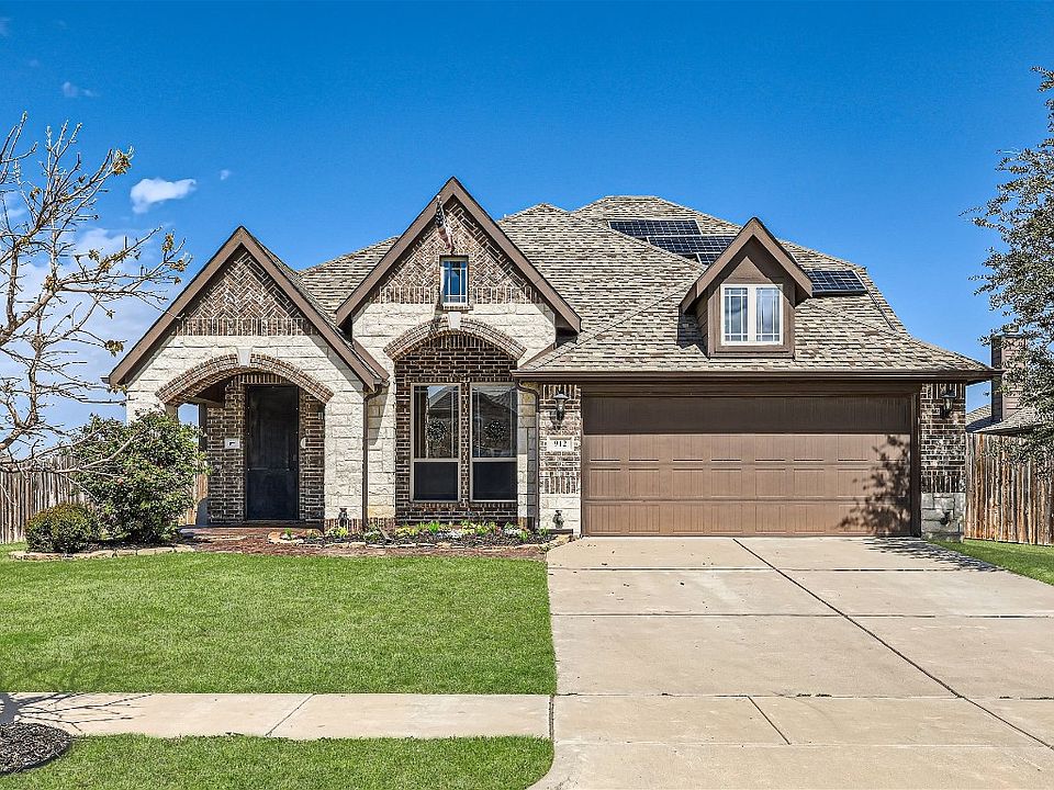 1st image of 912 Rockcress Dr