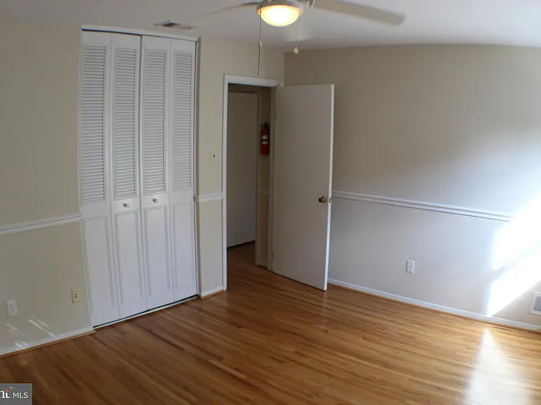 7012 Galgate Dr — Photo 32