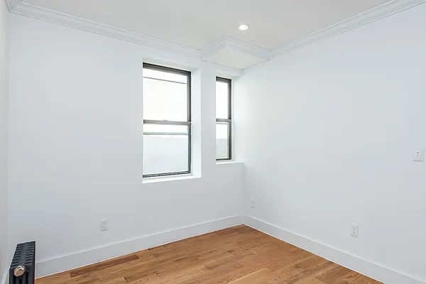 Rented by Nooklyn NYC LLC | media 45