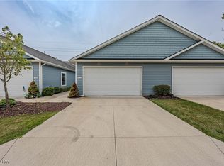412 Deer Xing, Elyria, OH 44035