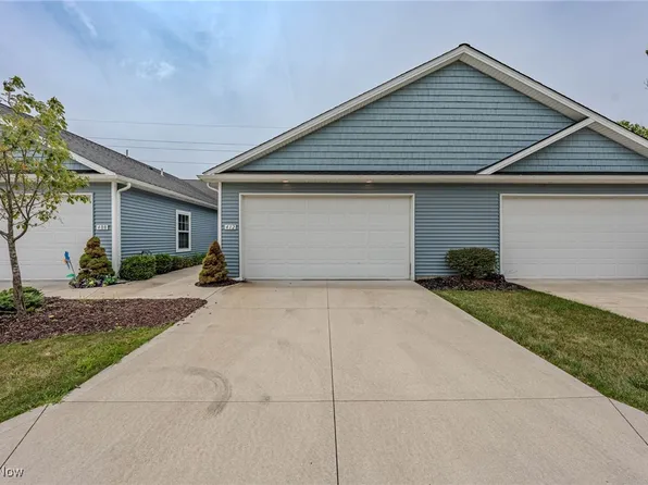 412 Deer Xing, Elyria, OH 44035