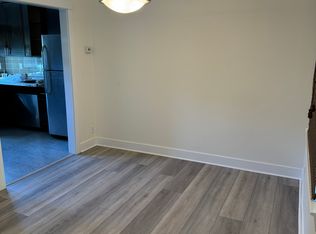 700 Arbor Rd APT 1, Menlo Park, CA 94025