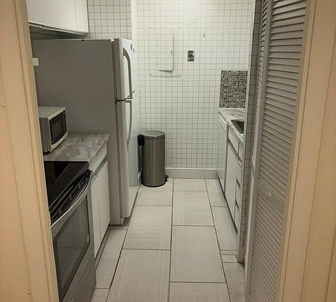 4th image of 1140 23rd St NW APT 601
