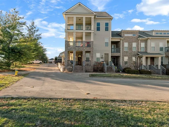 739 Boston Park Dr APT D, Bowling Green, KY 42103