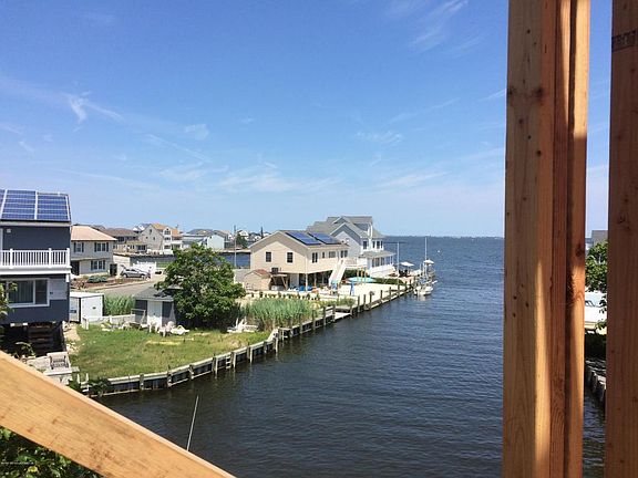 2nd image of 247 Teakwood Dr