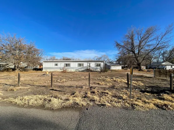 22 Mountain Laurel St, Los Lunas, NM 87031