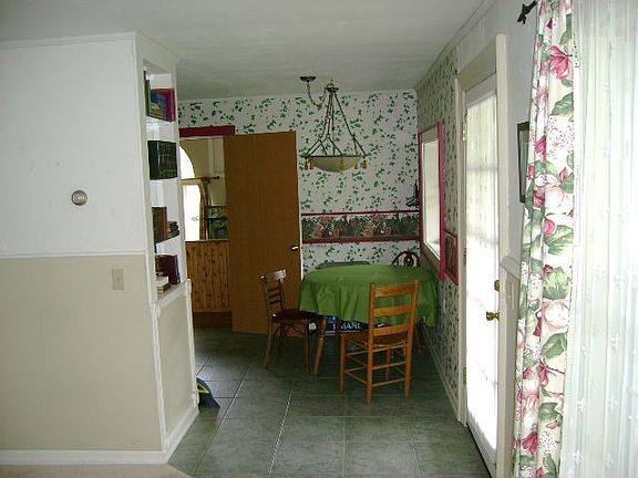 4th image of 4421 15th Ave SE