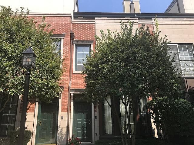 1st image of 1437 S Prairie Ave Unit N