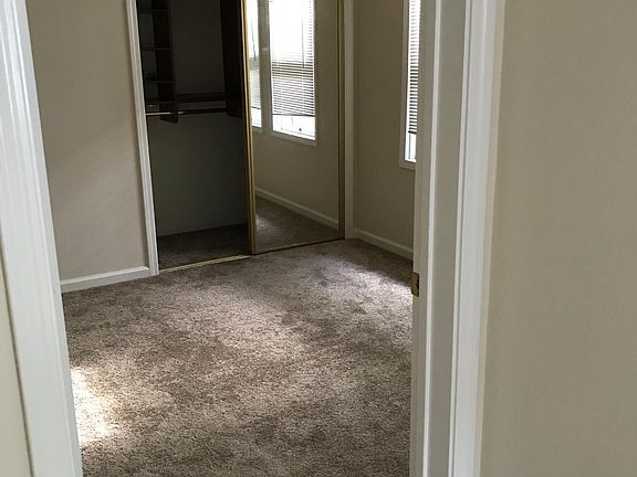 5th image of 928 Alhambra Ave