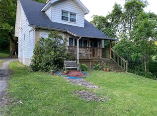 502 Gardner Stop Rd, New Castle, PA 16101