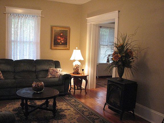 Enjoy your formal Living Room