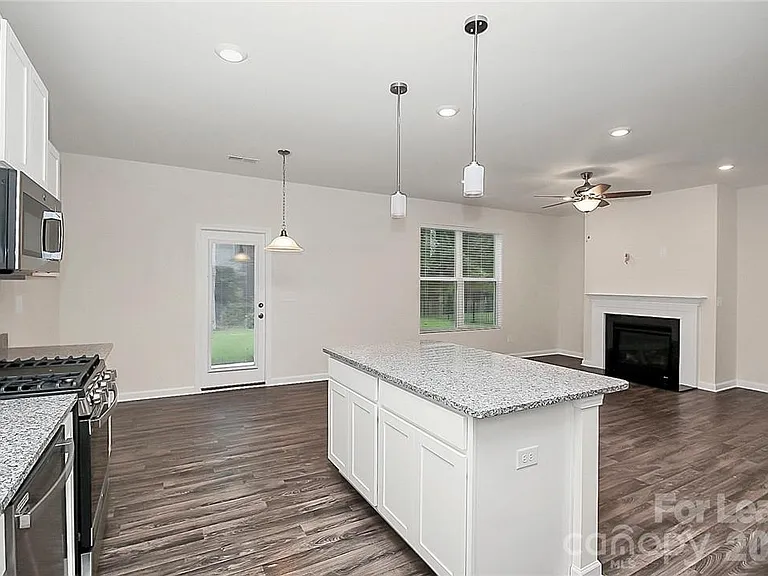 7306 Wheyfield Dr — Photo 4