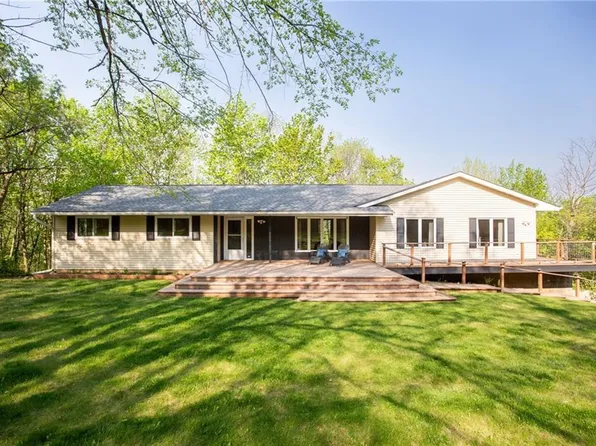 W7411 810th Avenue, River Falls, WI 54022