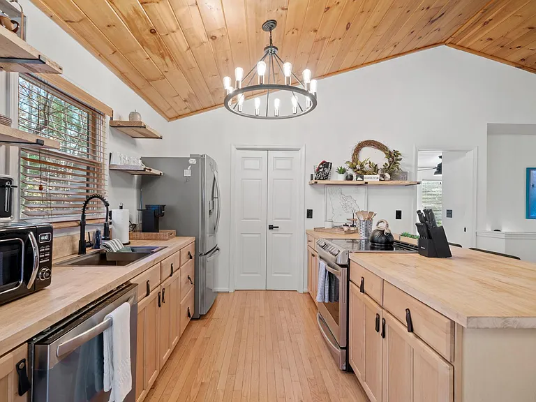 301 Buckskull Hollow Dr — Photo 20