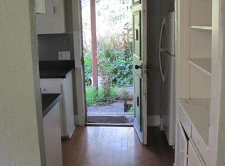 1902 10th St, Berkeley, CA 94710