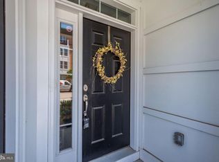43166 Wealdstone Ter, Ashburn, VA 20148