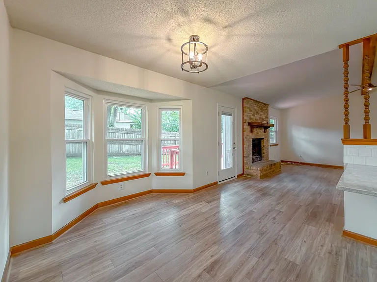 776 Lupine Ln — Photo 12