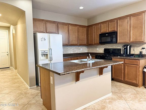 4th image of 9325 N 179th Drive