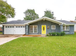 309 Yorkshire Dr, Euless, TX 76040