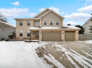 1851 Highmeadow Ln, Algonquin, IL 60102