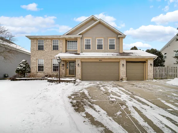 1851 Highmeadow Ln, Algonquin, IL 60102