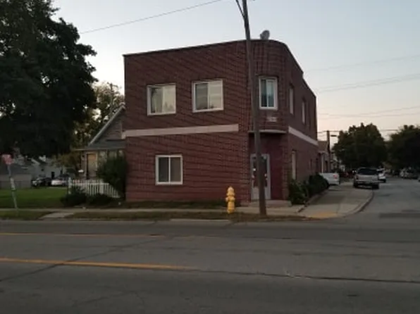 710 Ford Ave, Wyandotte, MI 48192