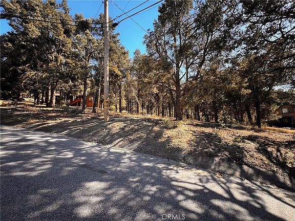 2nd image of 13916 Yellowstone Drive