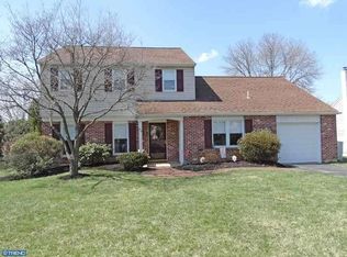 99 Windham Dr, Langhorne, PA 19047