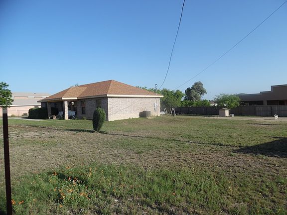3rd image of 3920 Deer Run Blvd