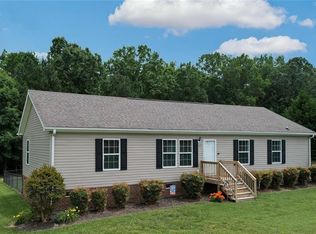 717 Sandy Cross Rd, Reidsville, NC 27320