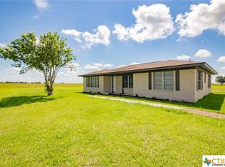 489 Haschke Rd, Victoria, TX 77905