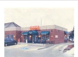 29325 Euclid Ave, Wickliffe, OH 44092