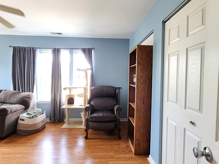 301 Wedgewood Cir #301 — Photo 27