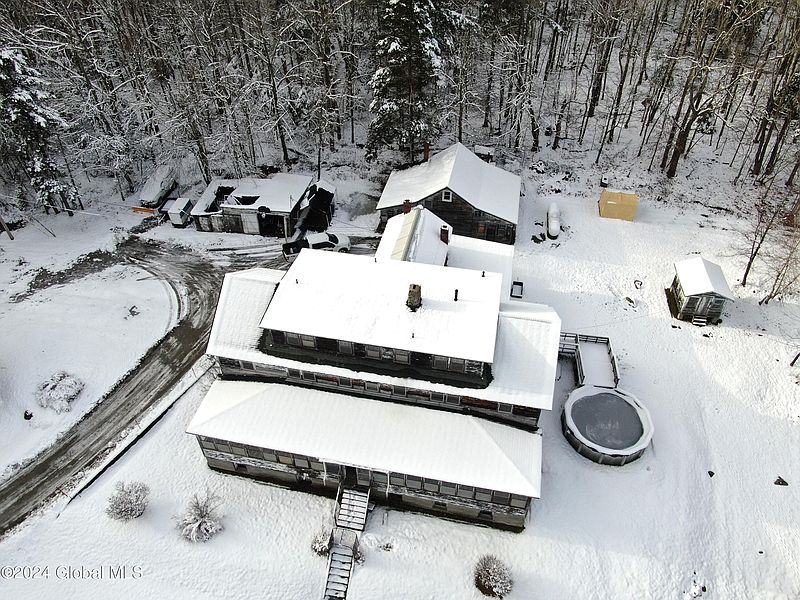 4th image of 137 Nugent Road