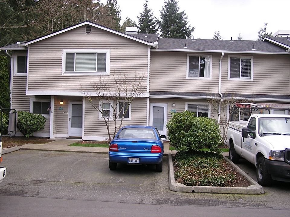 2nd image of 1526 192nd St SE APT D2