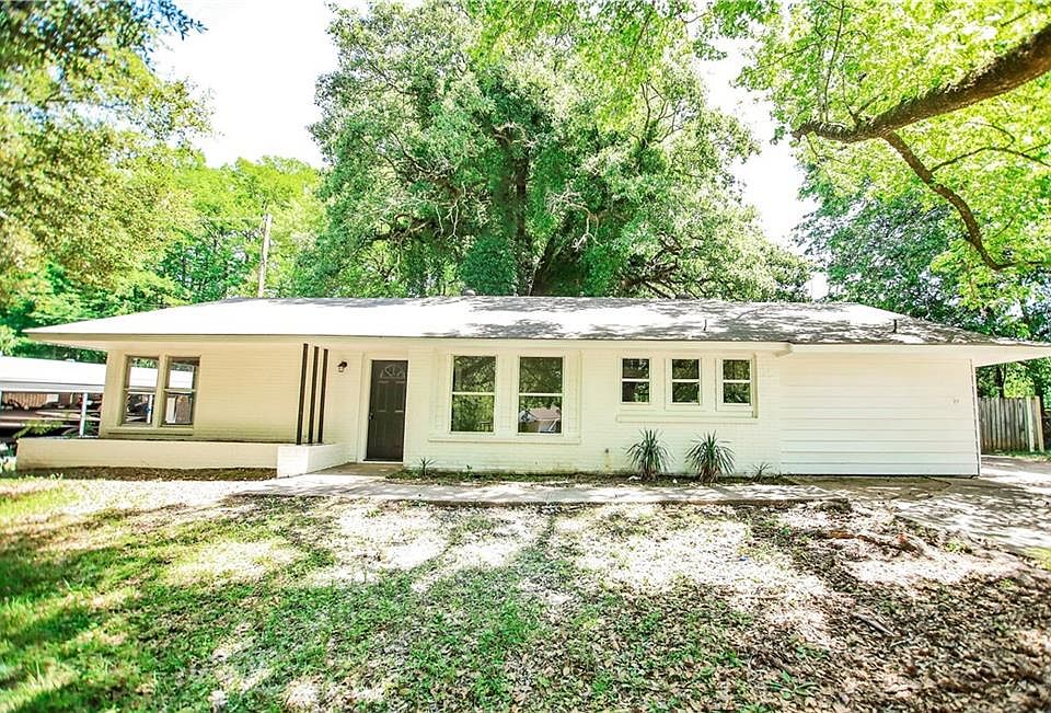 1421 W Lakeshore Dr, Natchitoches, LA 71457 Zillow