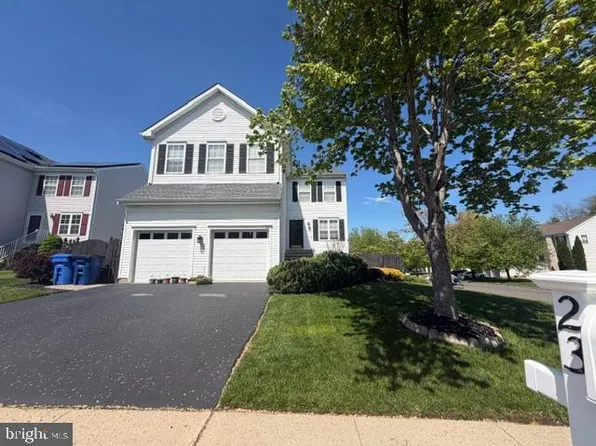 23 Durham Dr, Columbus, NJ 08022