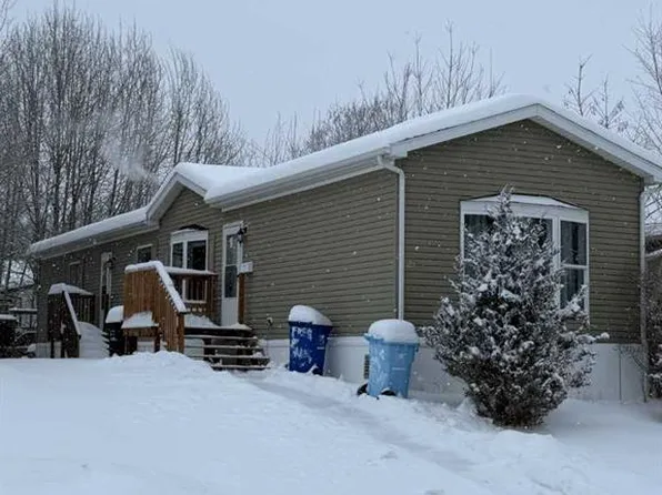 125 N Jackpine Way, Wood Buffalo, AB T9K 1A6