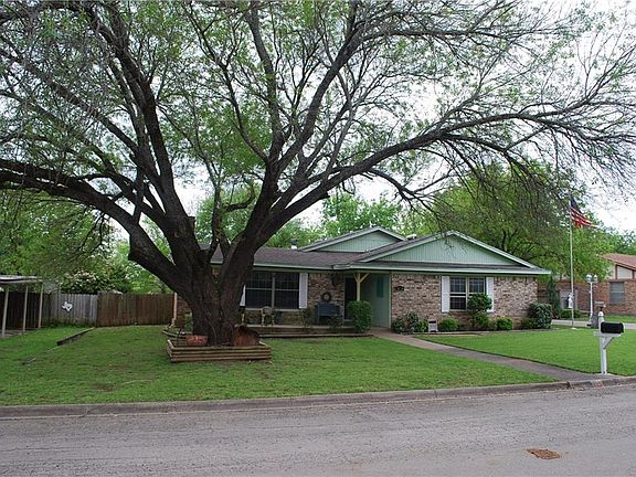 2nd image of 1414 Alford Dr