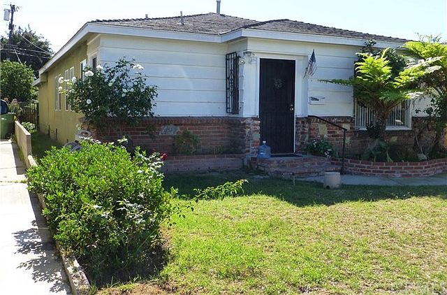2nd image of 4822 W 129th St