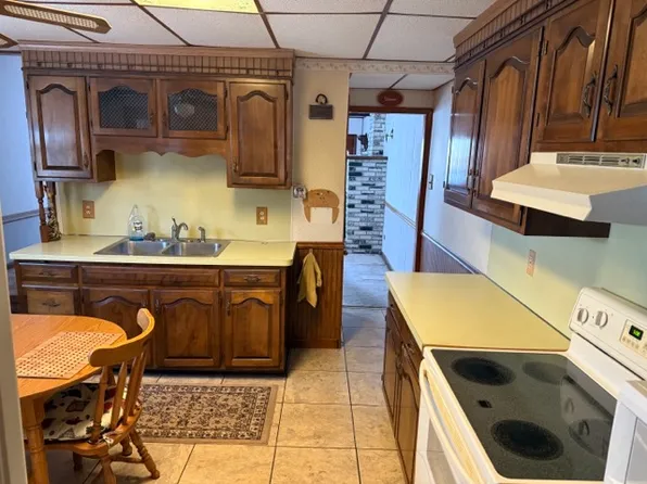 522 Kalmia St, Freeland, PA 18224